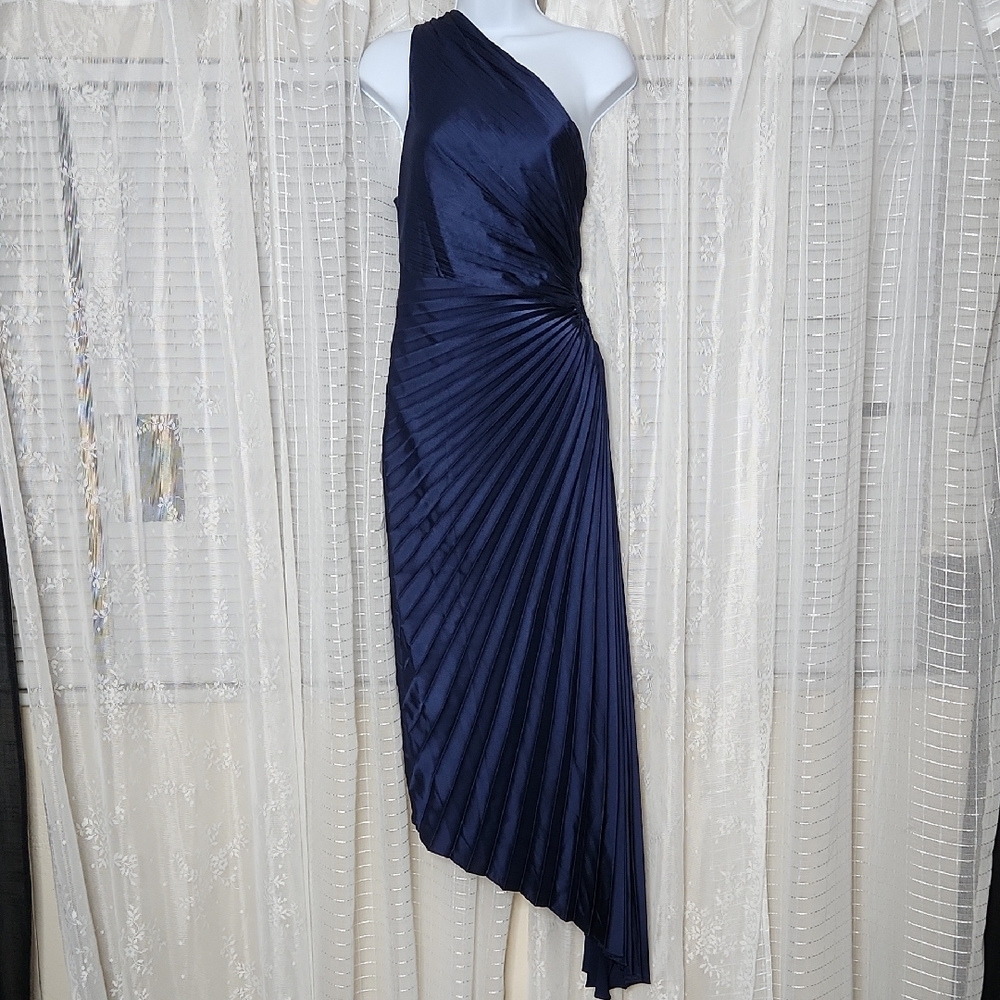 Asymmetric One-Shoulder Navy Pleated Evening Dress